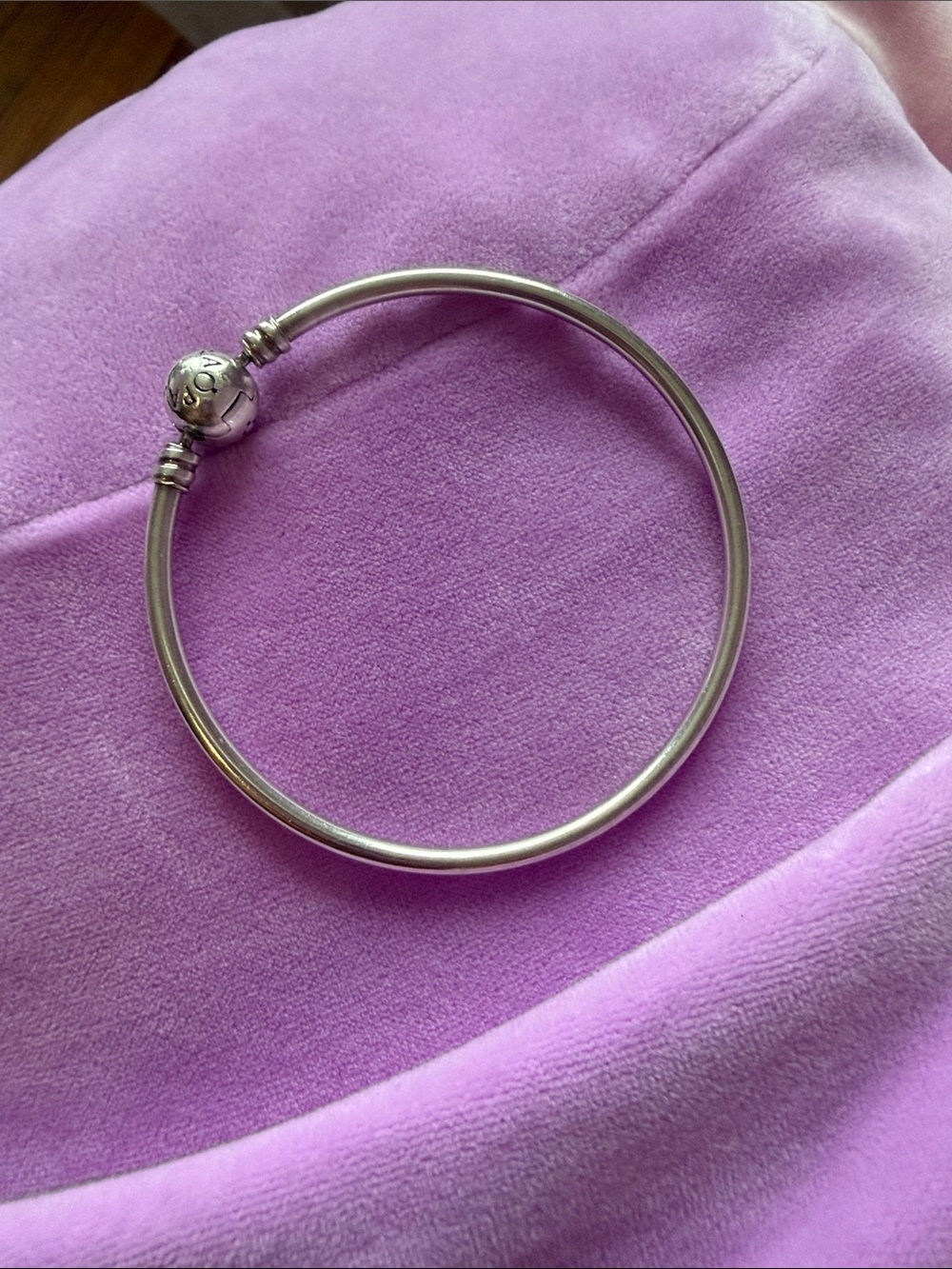 PANDORA  Sterling Silver Bangle Bracelet with Snap Closure - Silver - Picture 2 of 4